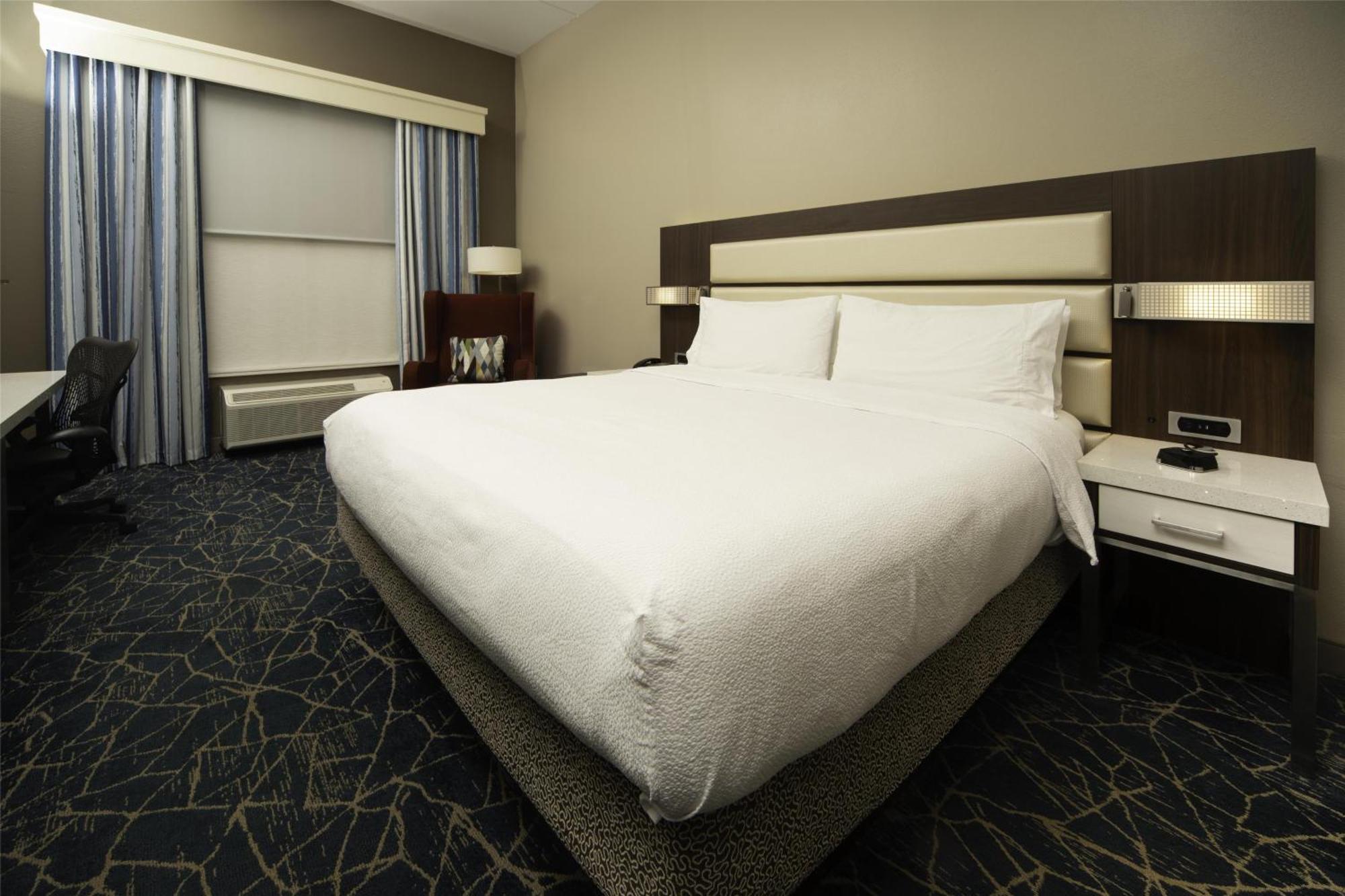 King Room,1683813992:JPEG